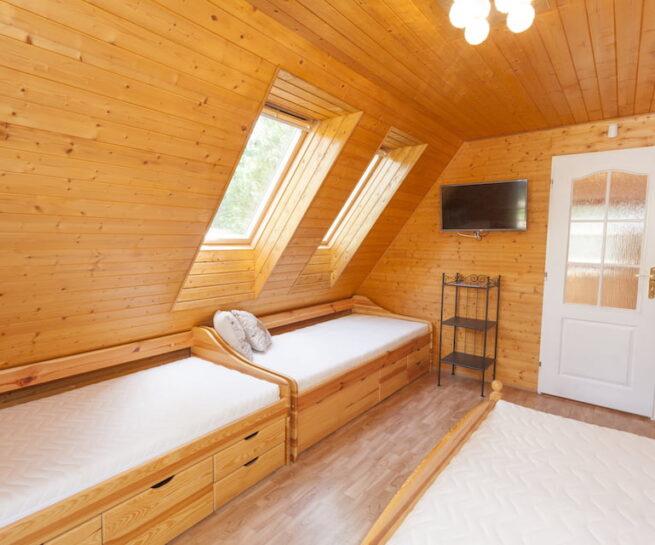 Ložnice v 1. patře chata Panorama Slapy